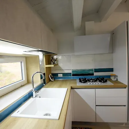 Nave23 - Locazione Turistica Apartment *